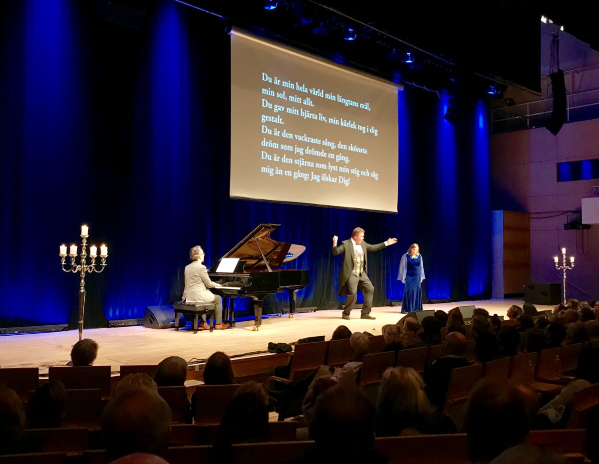 Opera-sing-along